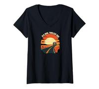 Mujer Old Iron Timeless Ride Classic Car Sunset Road Camiseta Cuello V