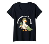 Mujer Outnumbered by Boys Funny Mom Mama Boy Mom Life Camiseta Cuello V