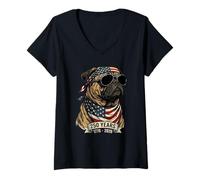 Mujer Perro Pug con Bandera Estadounidense 250 años 1776-2026 Bicentenario de EE. UU. Camiseta Cuello V
