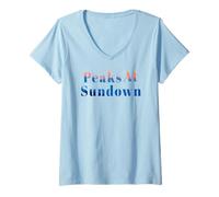 Mujer Picos Al Atardecer Naturaleza Aventura Montañas Explorar Camiseta Cuello V