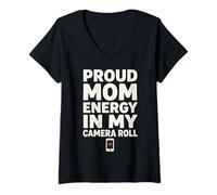 Mujer Proud Mom Energy Camera Roll Humor Funny Saying Quote Camiseta Cuello V