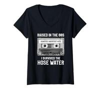 Mujer Raised in The 80s. Hose Water. Cassette Tape Funny Retro Camiseta Cuello V