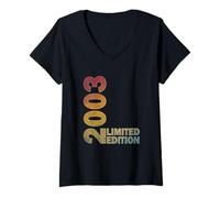 Mujer Regalo de cumpleaños número 22 para hombres y mujeres nacidos en 2003 cumpliendo 22 años Camiseta Cuello V