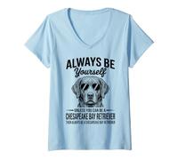 Mujer Sé un Chesapeake Bay Retriever Divertido Chesapeake Bay Retriever Camiseta Cuello V