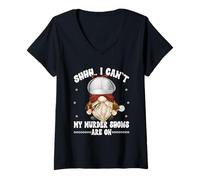Mujer Shhh I Cant My Murder Shows Are On True Crime GNOME Graphic Camiseta Cuello V