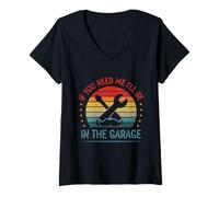 Mujer Si me necesitas, estaré en el garaje, divertido, mecánico de autos, papá Camiseta Cuello V