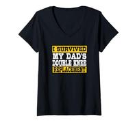 Mujer Sobreviví al reemplazo doble de rodilla de mi papá Camiseta Cuello V