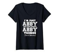 Mujer Solo soy Abby aquí haciendo cosas increíbles de Abby Camiseta Cuello V