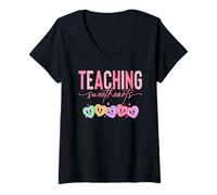 Mujer Teaching Sweethearts Valentine Teacher Teaching Sweet Hearts Camiseta Cuello V