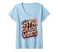 Mujer USA 8th Grade Vibes First Day America Teacher Besties Squad Camiseta Cuello V
