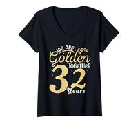 Mujer We Are Golden Together 32 Years Wedding Anniversary His Her Camiseta Cuello V
