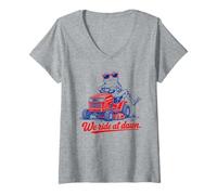 Mujer We Ride At Dawn Frog Cortacésped Papá Día del Padre Camiseta Cuello V
