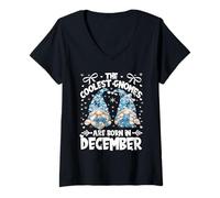 Mujer Winter Birthday Gnomes For Women Who Are Born In December Camiseta Cuello V