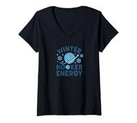 Mujer Winter Hooker Energy Cozy Crochet Vibes Funny Maker Citas Camiseta Cuello V