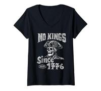 Mujer Without Kings Since 1776 EE.UU. Patriota Democracia 4 de Julio US Camiseta Cuello V