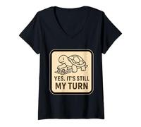 Mujer Yes It's Still My Turn Funny Slow Turtle Jugando Juegos de Mesa Camiseta Cuello V