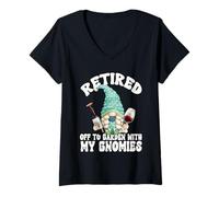 Mujer Yoga Retirement GNOME Graphic For Wine Mom Retired Grandma Camiseta Cuello V