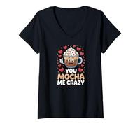 Mujer You Mocha Me Crazy Día de San Valentín Café Juego de Palabras Kawaii Camiseta Cuello V