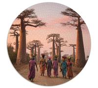 Mujeres Caminando por el Sendero a través del Bosque de baobabs Rompecabezas Sostenibles Estampados para Adultos De Madera De 1000pcs (67.5x67.5cm)