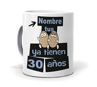 mundohuevo Taza Personalizada con Texto: Tus Huevos ya Tienen 30 años. Añade tu Nombre. Regalo Original cumpleaños. Taza Desayuno. Haz, Regala Alegría.