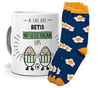 mundohuevo Taza y trio de calcetines, originales y personalizados. A los del Betis no se le tocan los huevos. 1 calcetin gratis por el que se te pierde