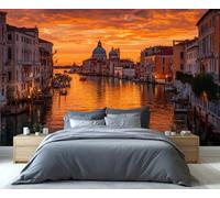 Mural del Gran Canal de Venecia al atardecer: Horizonte dorado y arquitectura icónica. Arte mural para sala de estar. Papel pintado encantador de las vías fluviales italianas. 280x200cm