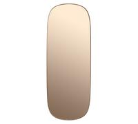 Muuto Espejo grande Framed Rose-rose