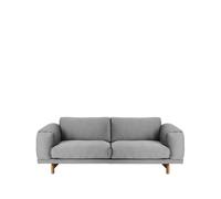 Muuto Sofá Rest 2 plazas tela steelcut trio ii 133 light grey. patas de roble