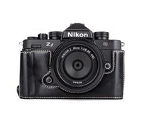 MUZIRI KINOKOO Funda Nikon Z f Zf - Funda Protectora de Cuero PU Compatible con Cámara Digital Nikon Zf ZF, Media Caja con Agarre Manual y Diseño de Apertura Inferior - Negro