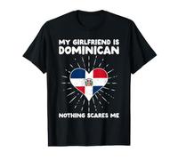 My Girlfriend Is Dominican Nothing Scares Me - Diseño de corazón Camiseta gráfica económica