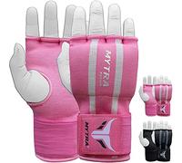 Mytra Fusion Boxeo Vendas Guantes Hand Wraps Protección para Las Manos Guantes fáciles de Envolver Gel Acolchado a lo Largo del Cierre de la Correa para la muñeca (S/M, Pink/White)