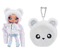 Na! Na! Na! Surprise Serie Cozy - BAILEY FROST - Muñeca de peluche a la moda inspirada en un oso polar, con pelo blanco, gorro, vestido y monedero con clip - para coleccionar - edad: 5+ años