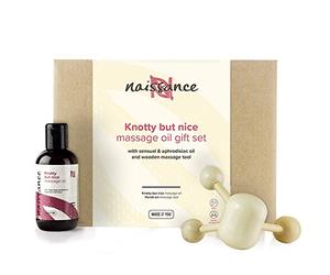 Naissance Set de Regalo Knotty But Nice - Aceite Natural Intimo Con Masajeador De Madera - Set Romantico Sensual Erotico Sexual Relajante - Para Parejas, Ella y El. Novio, Novia, Aniversario Original