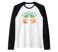 Namaste Yoga Pose Meditación Zen Paz Mujeres Retro Atardecer Camiseta Manga Raglan