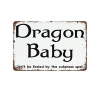NAMEY Letrero de metal con texto en inglés "Dragon Baby Don't Be Fooled by The eness Spell Vintage Tin Sign" para decoración de pared para el hogar, cafeterías, oficinas, tiendas, pubs y clubes, 140 x