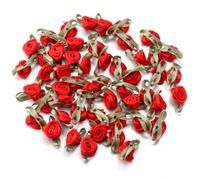 Namzi 100 accesorios de ropa, flores pequeñas decorativas, adecuados para zapatos, bolsas y sombreros, 2,5 x 1,5 cm, color rojo