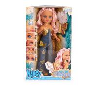 Nancy - Gold Makeup, Muñeca con Kit de Maquillaje Completo, Incluye Lápiz de 5 Cabezales, Tatuajes y Sombras Doradas, Caja con Forma de Mariposa, Famosa (NACB5000)