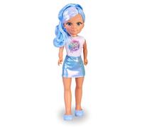 Nancy Shine - Blue, Muñeca con el Pelo Largo con Mechones Metalizados de Color Azul, Vestido de Falda Azul Metalizada y Top Blanco, y Zapatos Azules a Juego, 3 años, Famosa (NAC70110)