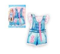 Nancy vestido un dia de look Cool blusa a rayas blanca y rosa peto
