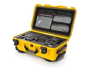 NANUK 935 Funda rígida Impermeable vacía con Organizador de Tapa e Inserto de Espuma para Canon, Nikon - 2 DSLR Body and Lens/Lenses - Amarillo