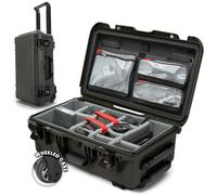 NANUK 935 Pro Kit Foto - Maleta rígida e Impermeable para cámara, con separadores Acolchados y Ruedas, 56 x 36 x 23 cm - Resistente al Polvo y a los Golpes, Maleta de Cabina - Oliva