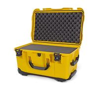 NANUK 938 Carcasa rígida Impermeable con Ruedas y Relleno de Espuma - Amarillo