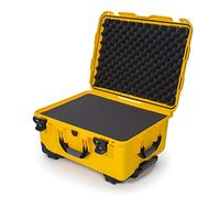 NANUK 950 - Maletín rígido Impermeable con Ruedas y Separador de Espuma, Color Amarillo