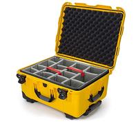 NANUK - Maletín rígido Impermeable Modelo 950 con Ruedas y Separador Acolchado, Color Amarillo
