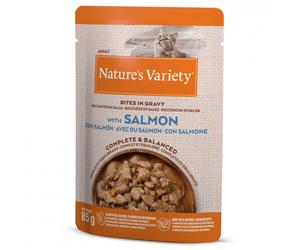 Nature's Variety Bites in Gravy - Comida húmeda para gatos adultos - Salmón - Cantidad: 85 g