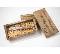 Navaja de Albacete Hecha a Mano Modelo Teja Olivo y Aluminio Grande Sam, Incluye Estuche de Madera, Hoja de 8,5cm. Incluye Imán de Madera Personalizable de Regalo.