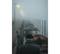 Nebbia sul Molo: Indagine a Portoquieto