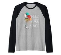 Necesito MÁS Espacio Niños Astronauta Globo Planetas Meme Camiseta Manga Raglan
