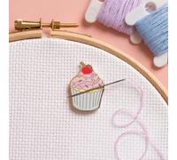 Needle Minder - Cupcake para punto de cruz, costura, bordado y accesorios de costura, esmalte y magnético