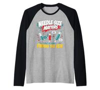 Needle Size Matters Funny Nursing Camiseta Manga Raglan